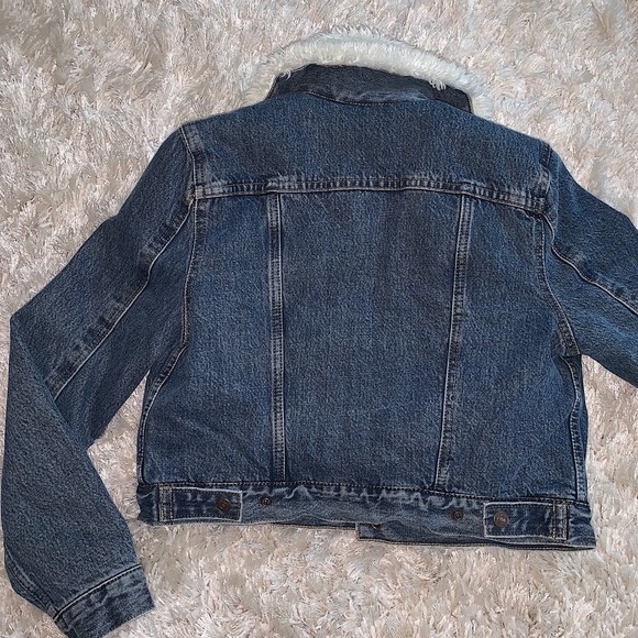 Levi’s vintage Sherpa fleece jean jacket (W Tags) - Picture 6 of 7